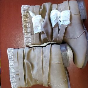 NWOT Beige Ankle Boots